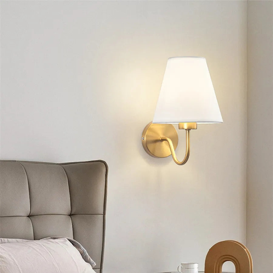WALL LAMP | MIRA