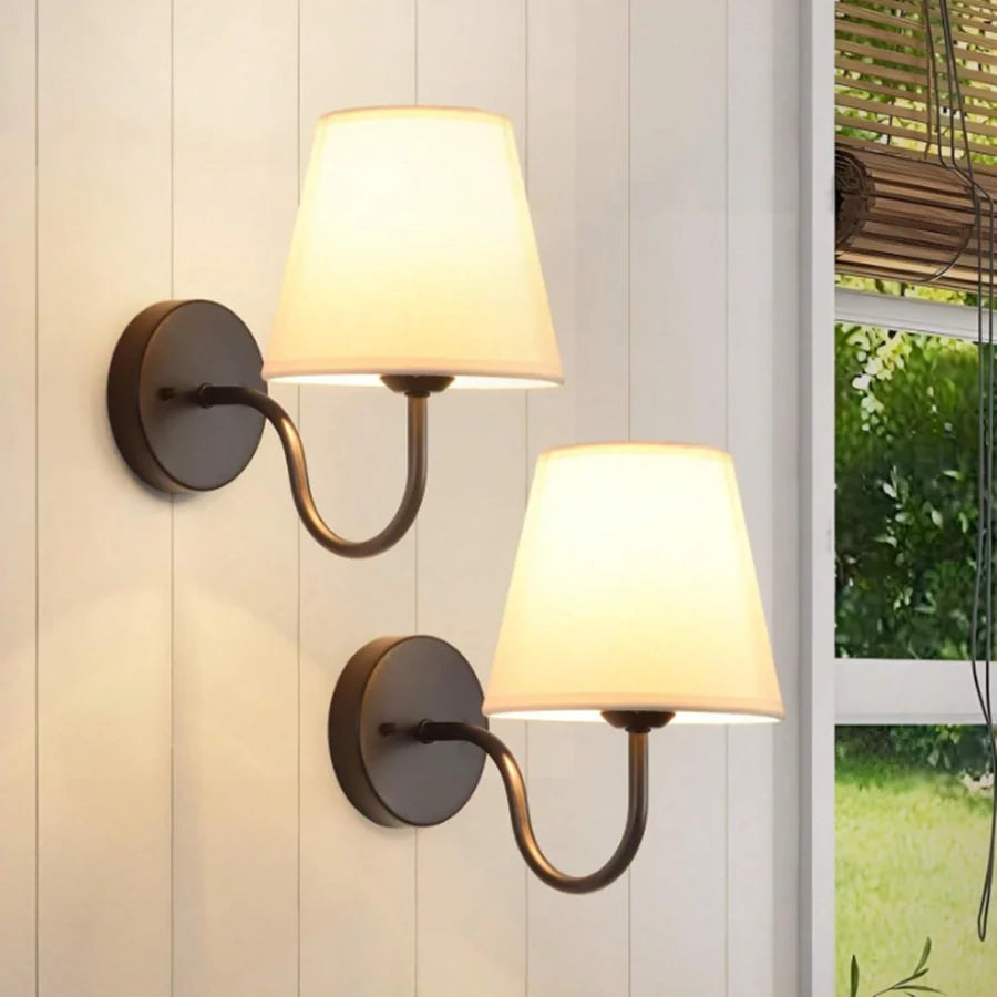 WALL LAMP | MIRA