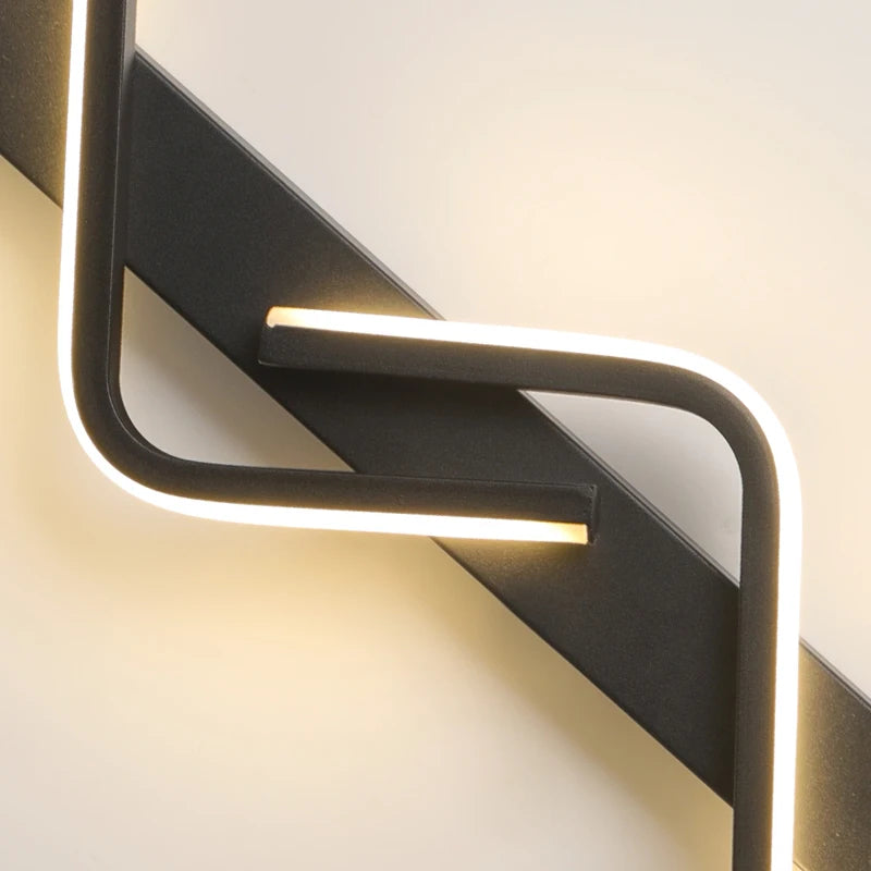 WALL LAMP | SERPENS